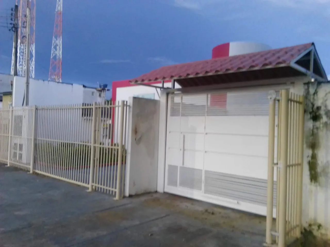 Aluga-se Apartamento no Centro 