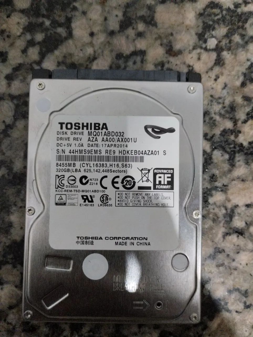 Toshiba MQ01ABD032, HD de notebook 2,5" SATA