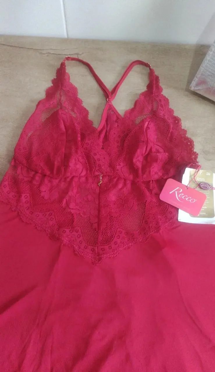 Camisola com renda e calcinha Recco vermelha  - Foto 2