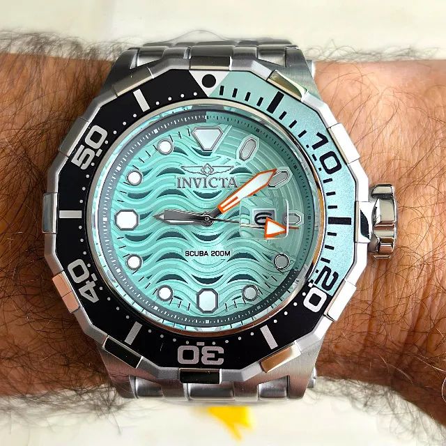 Relógio Invicta Pro Diver Waves Blue zerado na caixa