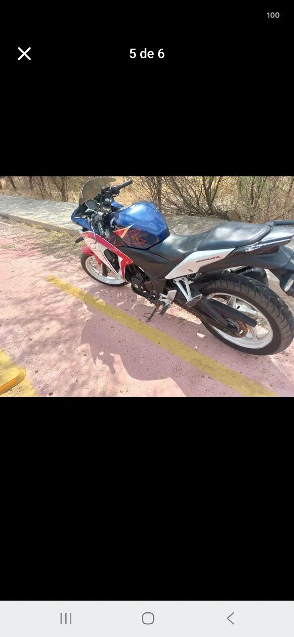 VENDE UMA CBR 250R 