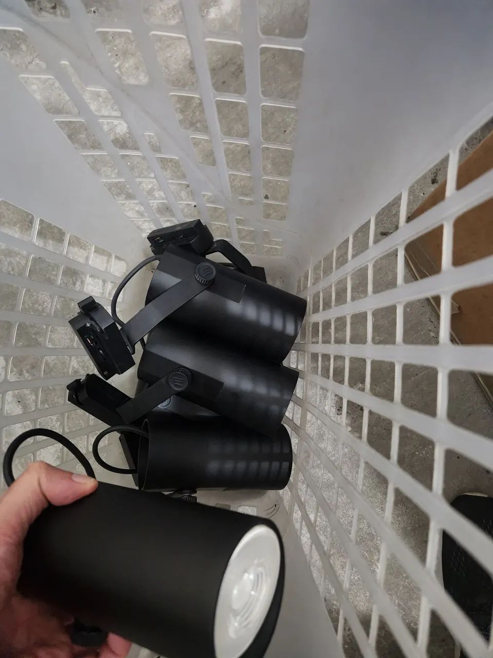 Trilho Stella + 6 spots LEd p/ trilho PAR 20 - Foto 5