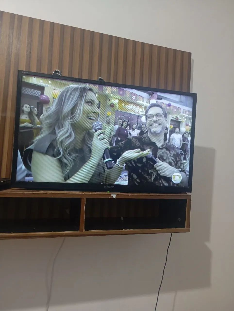 Vendo tv 32 polegadas, sem controle e sem cabo - Foto 2