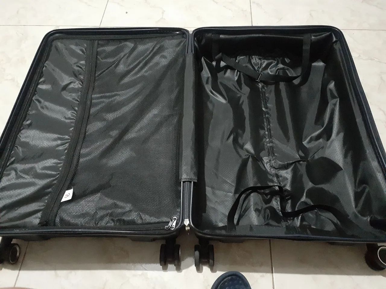 Mala  de viagem, TALENT. 