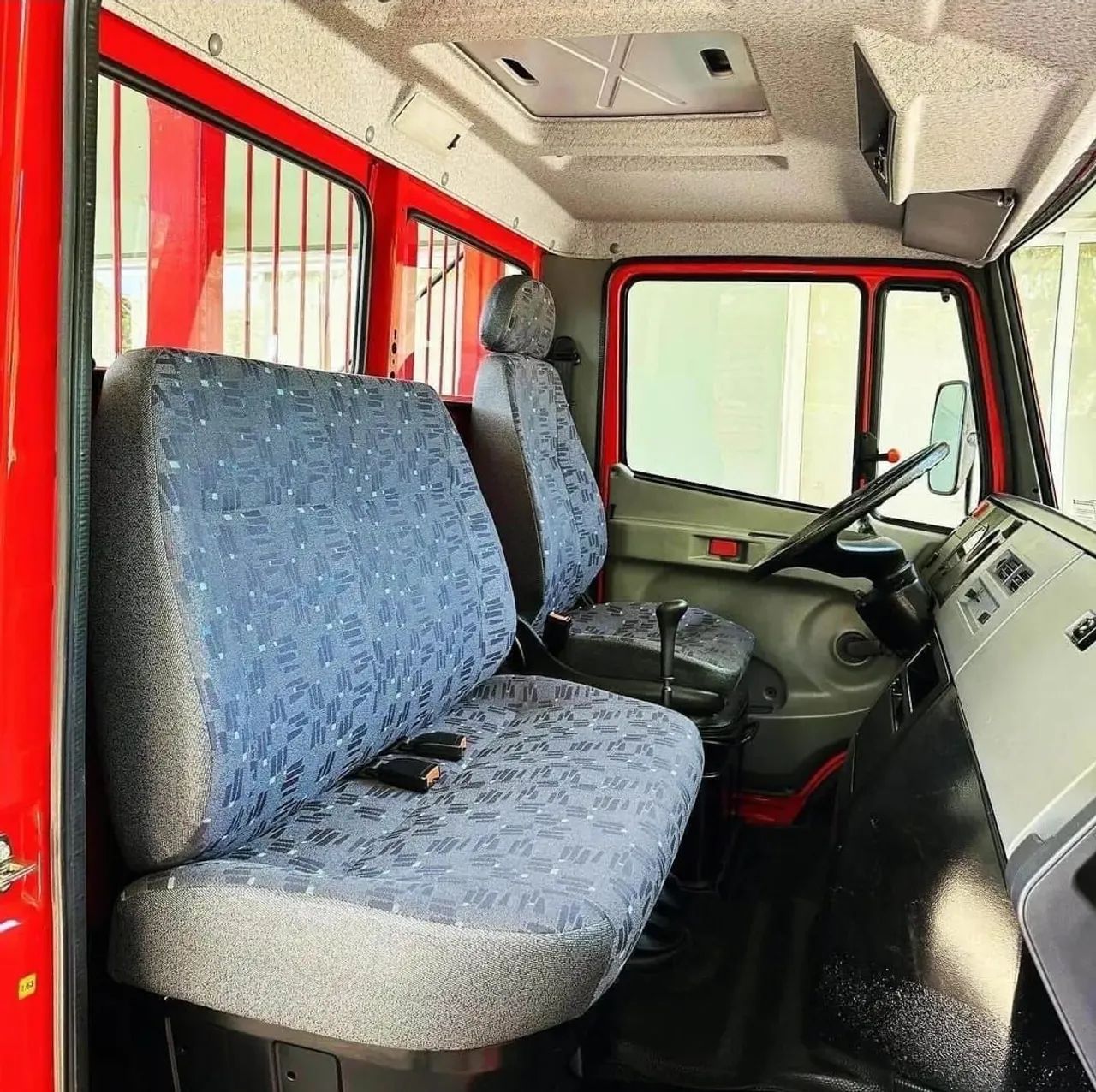 Vendo Mercedez Benz 710 - Foto 5