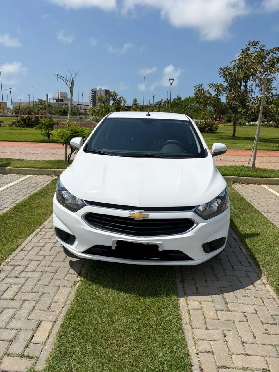 Chevrolet Onix Hatch LT 1.4 8V Flex Mec. 4P 2019 - Foto 2