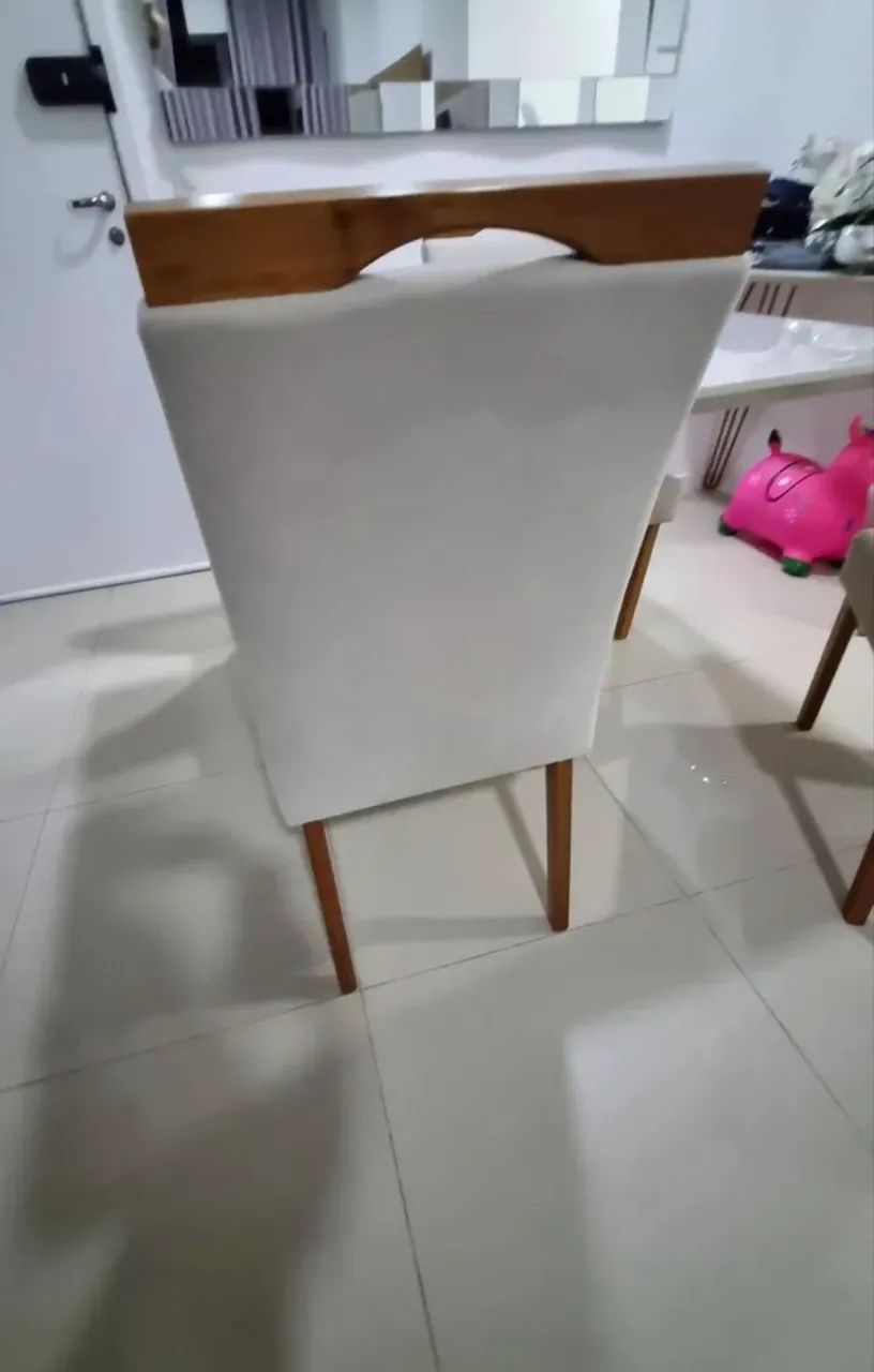 Mesa com 4 cadeiras  - Foto 3