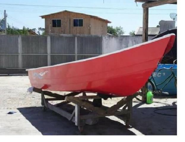 Molde para barco pequeno de pesca
