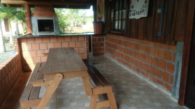 Chácara com Duas Casas rústicas (6 quartos), lado do Rio Palmital - Foto 4