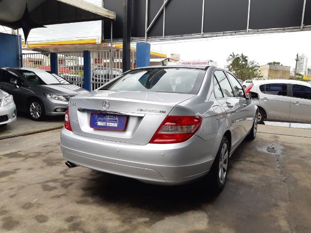 Mercedes C180 Kompressor 1.6 2010 - Foto 8
