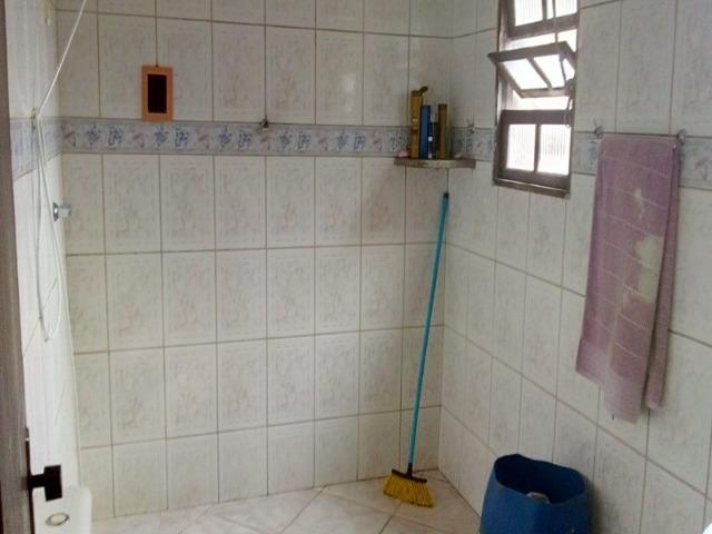 Sobradão com Terreno inteiro Pronto pra Fazer Piscina com Escritura Definitiva. Alexandre - Foto 3