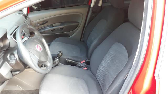 Fiat Punto Attractive 1.4 2012 com Kit Itália - Foto 11