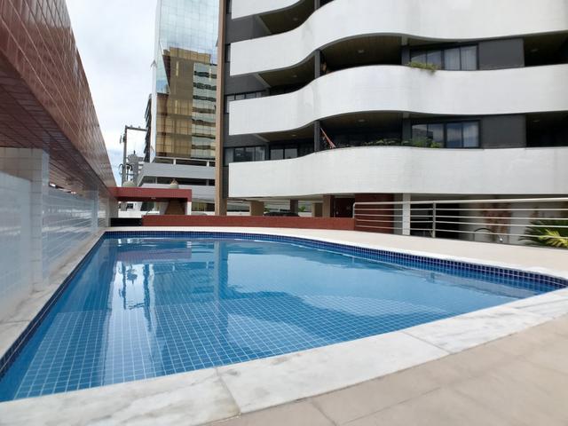 Apartamento nascente 4 quartos na Ponta Verde