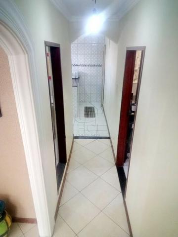 Casa 1º Andar Estilo Duplex, Financiável, 5/4 (2 Suítes), Rua Tranquila; Itapuã-HC034 - Foto 5