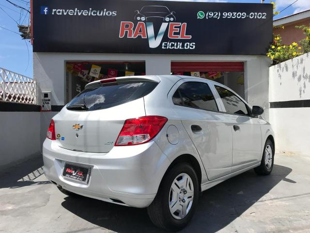 Onix Joy 1.0 completo 2018/2018 pouco rodado. - Foto 4