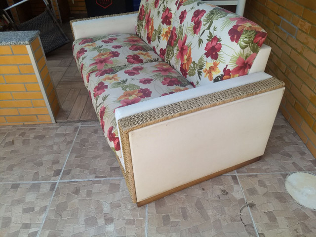 Sofa florido - Foto 4