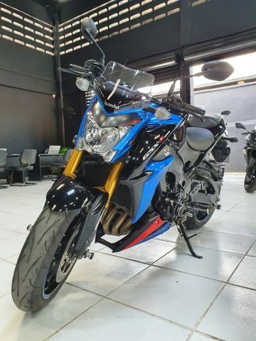 Suzuki GSX S1000 2019 (baixooou)