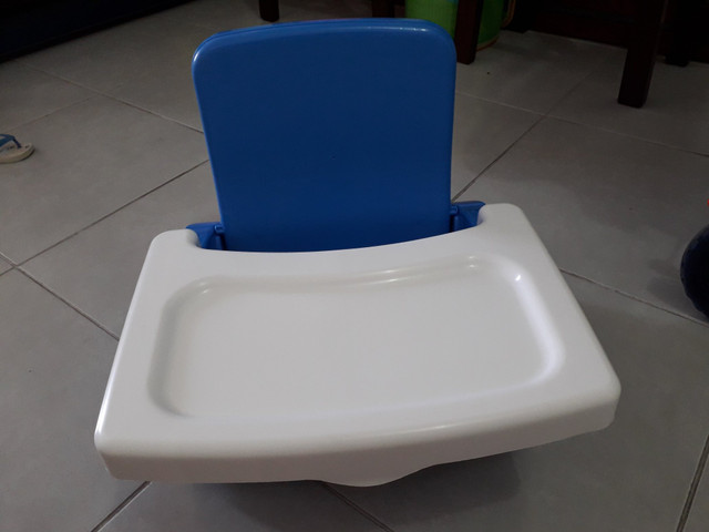 Cadeirão de refeição portátil Cosco - Foto 2