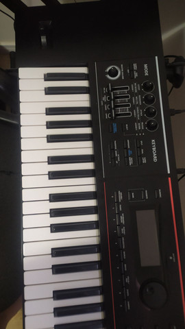 Teclado Roland juno ds61 - Foto 2