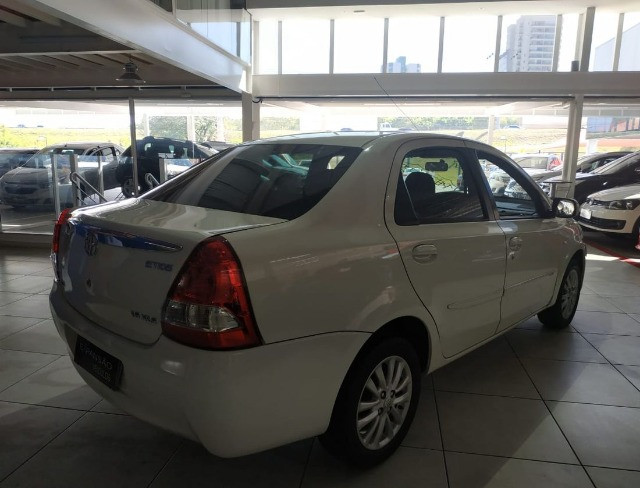 Toyota Etios Sedã XLS - 2013 - Foto 5
