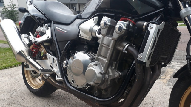 Vendo linda Moto Honda CB 1300 super Four - Foto 2