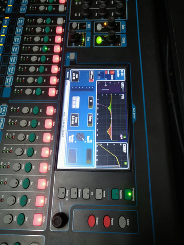 Mesa de som digital 32 canais Allen Heath - Foto 5