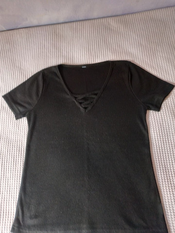 Blusas semi novas - Foto 6