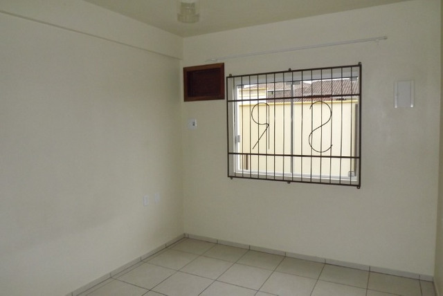 Apto 2 quartos, banheiro, sala, cozinha, lavanderia e garagem coberta - Foto 19