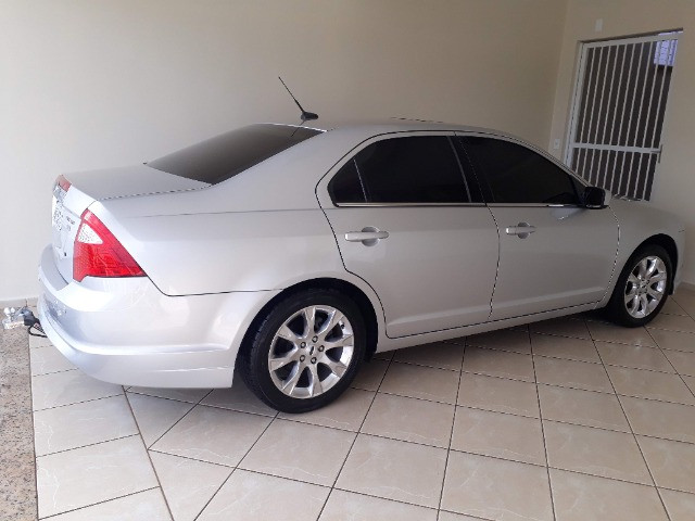 Fusion Prata 3.0 AWD 2012- completo com Teto