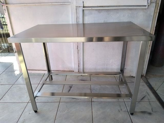 Bancada em aço inox