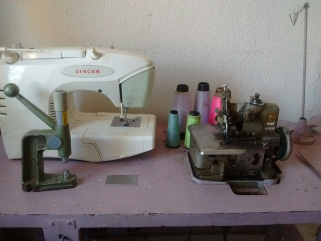 Vende-se máquinas overloque e Singer