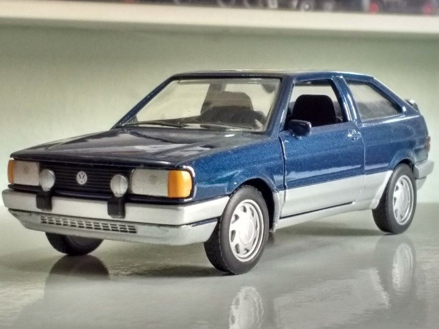 Miniatura carro Vw Gol GTI