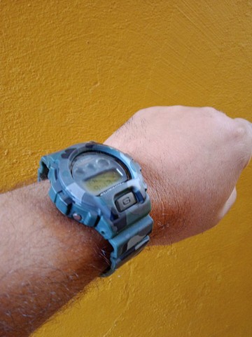 Relógio Casio g shock dw 6900 - Foto 2