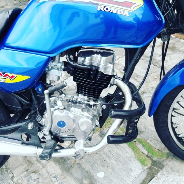 CG TITAN 125 ANO 96.