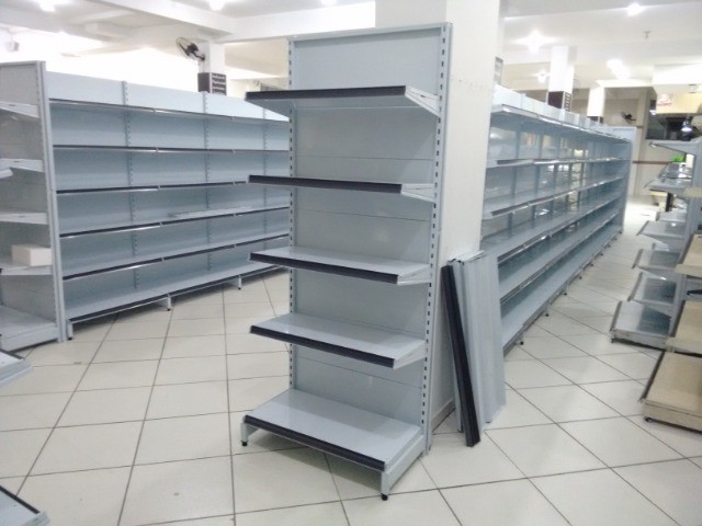Gôndolas e Prateleiras | Material Novo | Opção Gôndolas - Foto 4