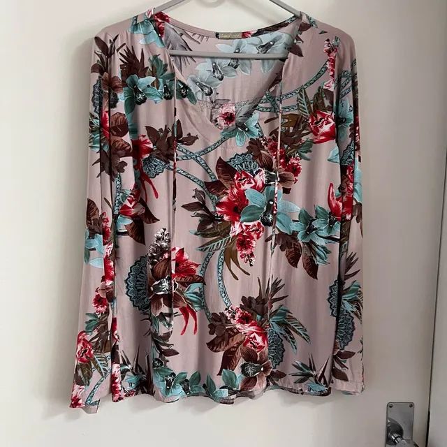 Camisa estampada estilo bata 