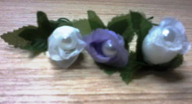 Kit 10 mini rosas com pérolas para cabelos  - Foto 2