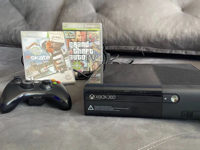 vendo Xbox 360 desbloqueado impecável 300$ - Hobbies e coleções - Vila São  Tiago, Piraquara 1247668031