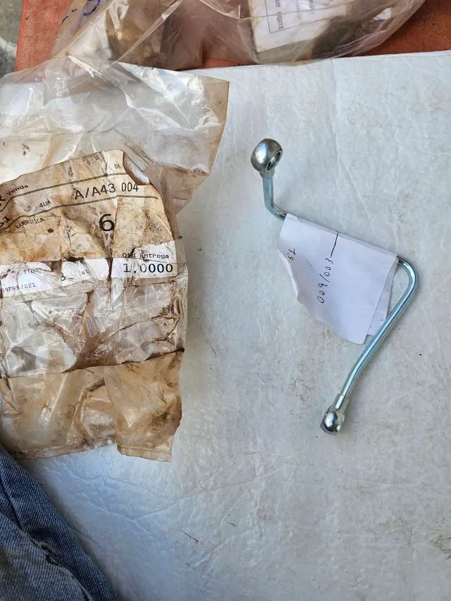 Carregadeira L580 liebherr tubo lubrificação motor novo original 9271051