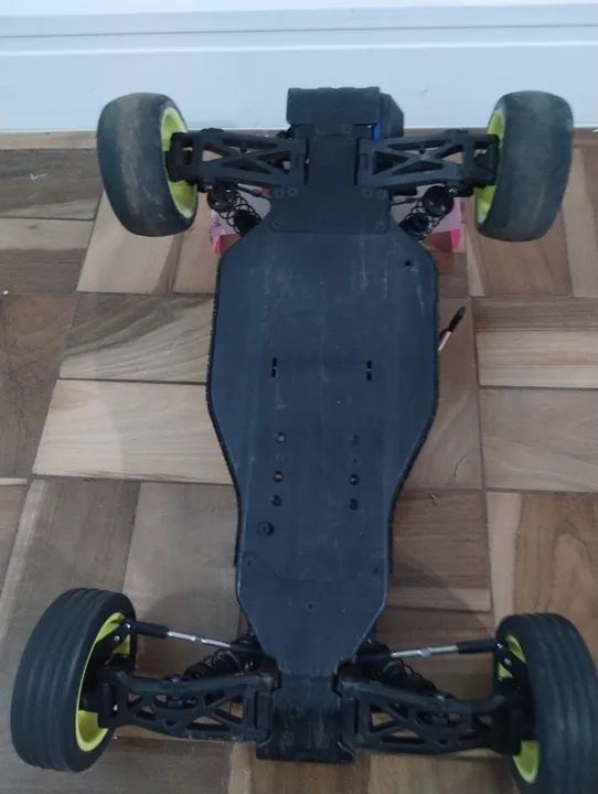 Automodelo Buggy 1/10 4x2 Yokomo B-max2 eletrico - Foto 4