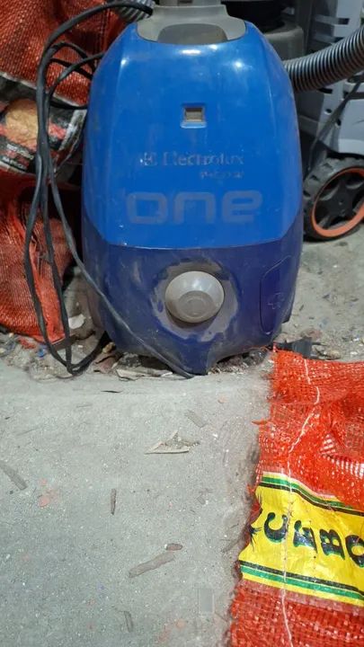 Aspirador de Pó Arno Aguapo 1400W - Foto 2