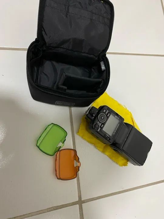 Flash Nikon SB-700 - Foto 2