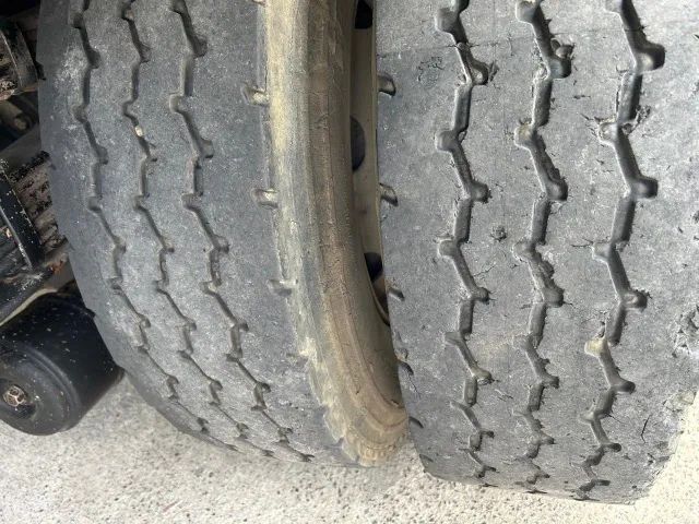 VW Constellation basculante com Cabine 2010 - Foto 9