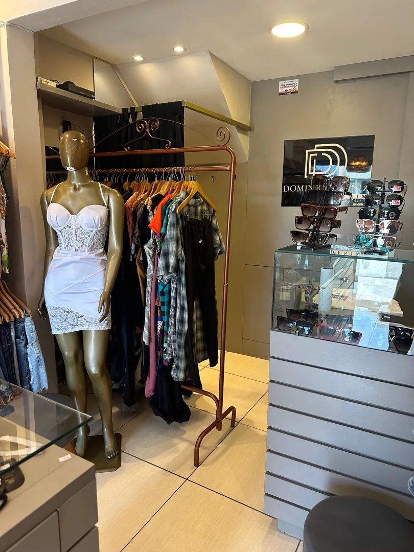 Vendo Loja de roupas feminina toda estruturada. - Foto 7