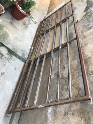 Janela basculante sem vidros