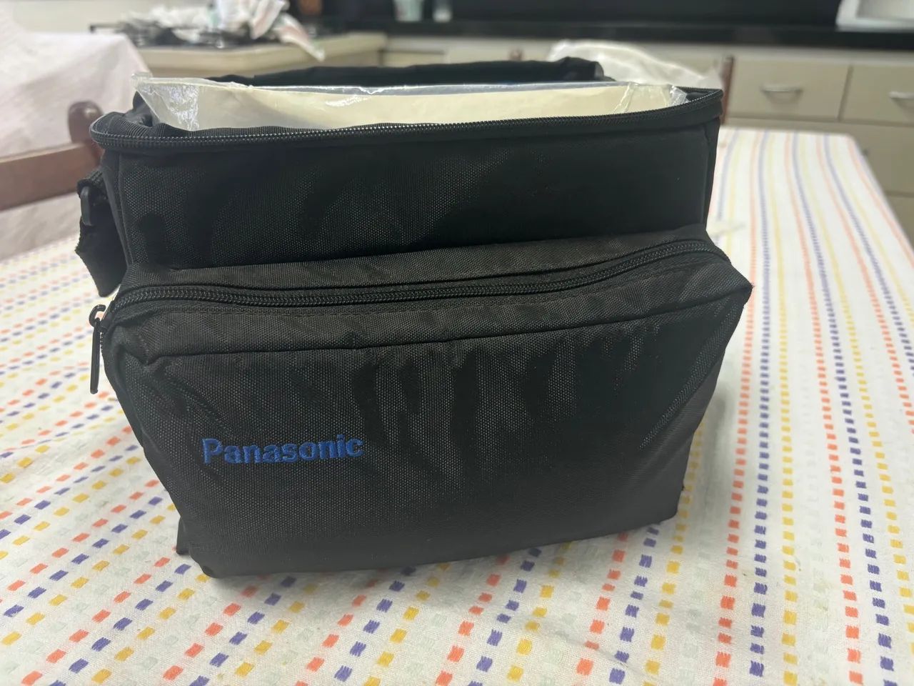 Filmadora Panasonic Palmcorder IQ zoom 12x - Foto 3