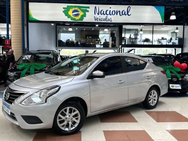 NISSAN - Versa Sedan 1.6 16V 4P SV FLEX XTRONIC AUTOMÁTICO CVT