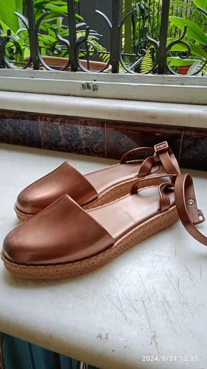 Melissa original do estilista JASON WU maravilhosa e raríssima.