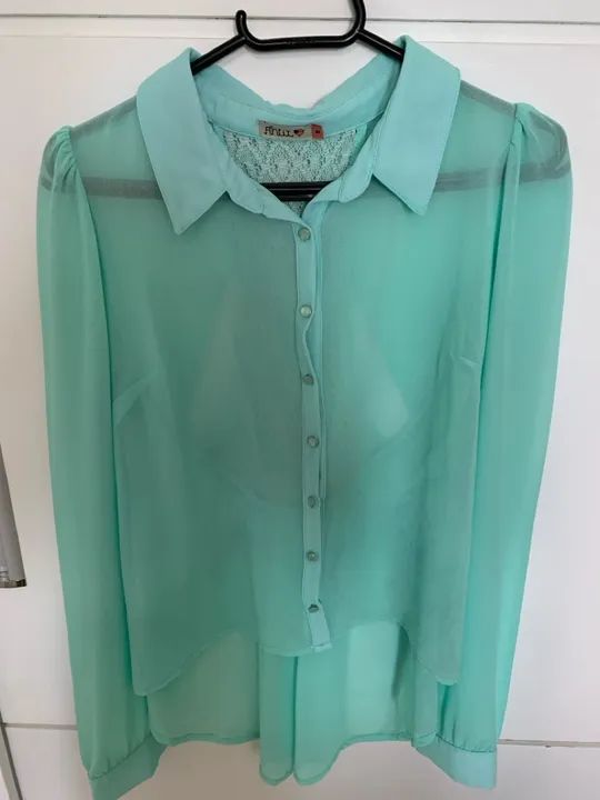 Camisa em tecido fino