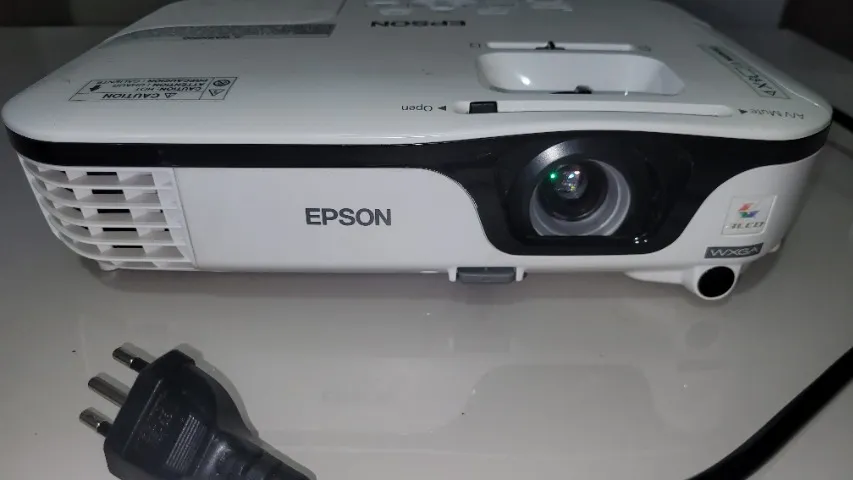 Projetor Epson Powerlite W12+ Seminovo